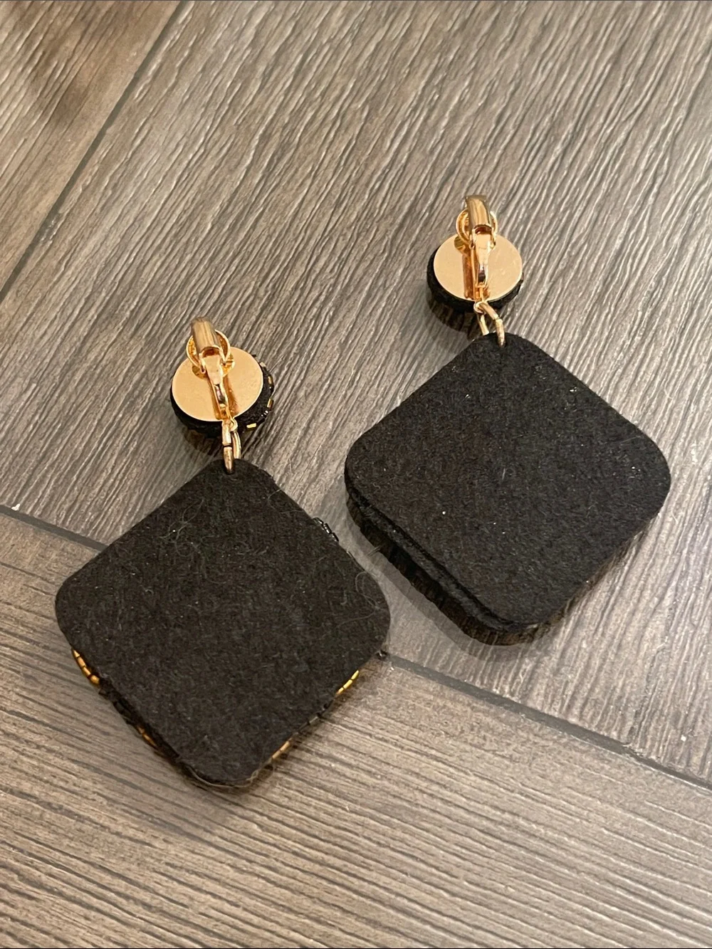 Vintage Style Square Geometric Black & Gold Seed Bead Dangle Clip Earrings